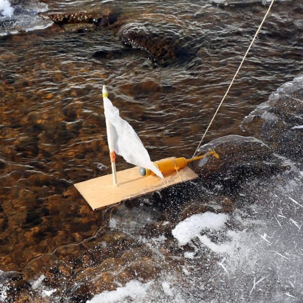 Huckleberry motor boat 3 Huckleberry – Make Your Own Motor Boat, maak je eigen motorboot