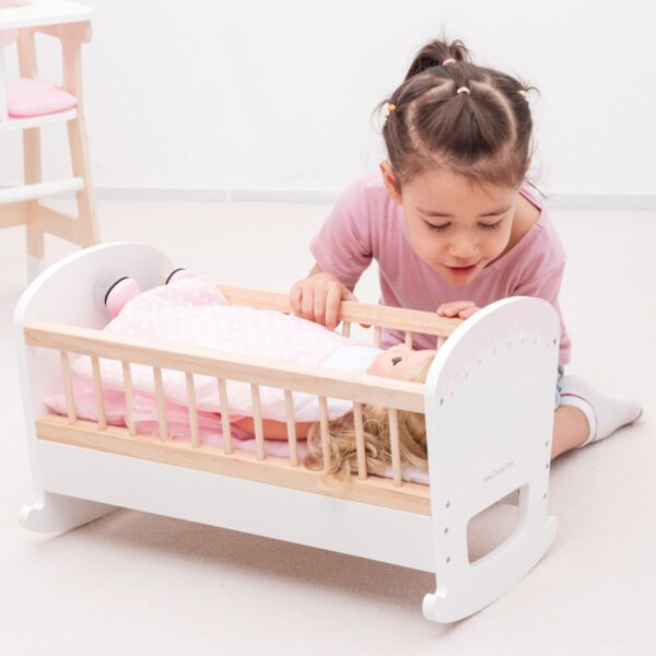 Poppenbed7 New Classic Toys Poppenbed