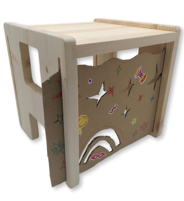 Mathilde-Rainbow-scaled Speelbelovend (GOUDvanHOUT) Houten speelkruk Mathilde