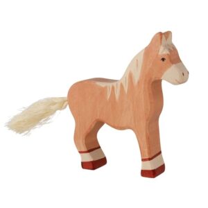 Holztiger Paard, staand, lichtbruin.
