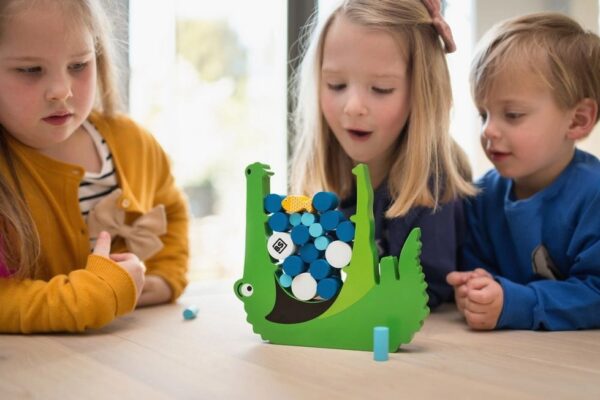 krokodil 8 BS Toys Balansspel – De Hongerige Krokodil