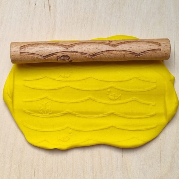 roller onderdezee1 KIDDI Houten roller onder de zee