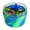 Sensorisch spel met blauwe sensory dough rivier van SensoryFun – open einde activiteit voor jonge kinderen