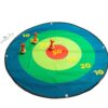 kindvriendelijk-dartspel-buiten-houten-darts-bs-toys.jpg Kleurrijk buitenspel met grote darts – BS Toys XXL versie