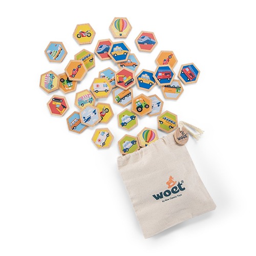 hout-duurzaam-woet-memory-spel-opbergzak-stof Houten memory spel Woet New classic toys met voertuigen – volledige set