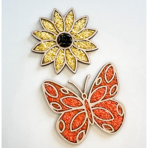 houten vultray vlinder en bloem met rijst Leuk met Letters voor sensorisch spel bij het speellab