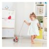 Hape Babyvogel met antislip wielen geschikt voor de eerste stapjes. Peuter trekt vogel